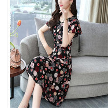 Load image into Gallery viewer, 3XL Plus Size V Neck Print Dress Women 2020 New Summer Casual A Line Dresses Ladies Short Sleeve Loose Dress
